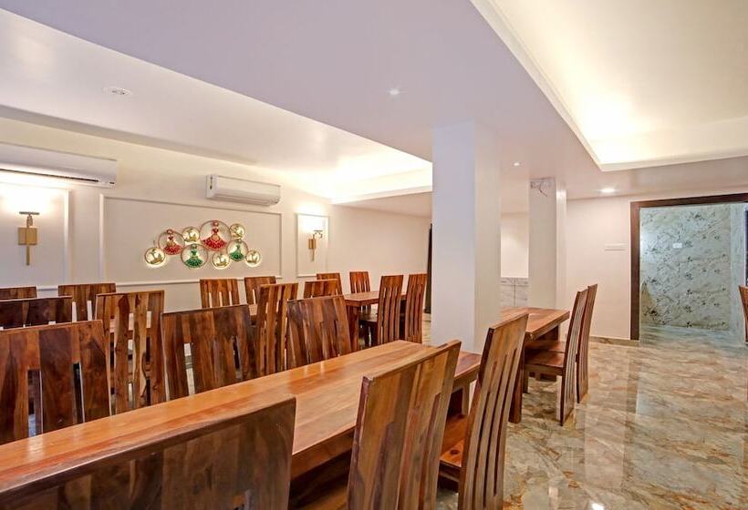 Hotell Treebo Lazystay Elite