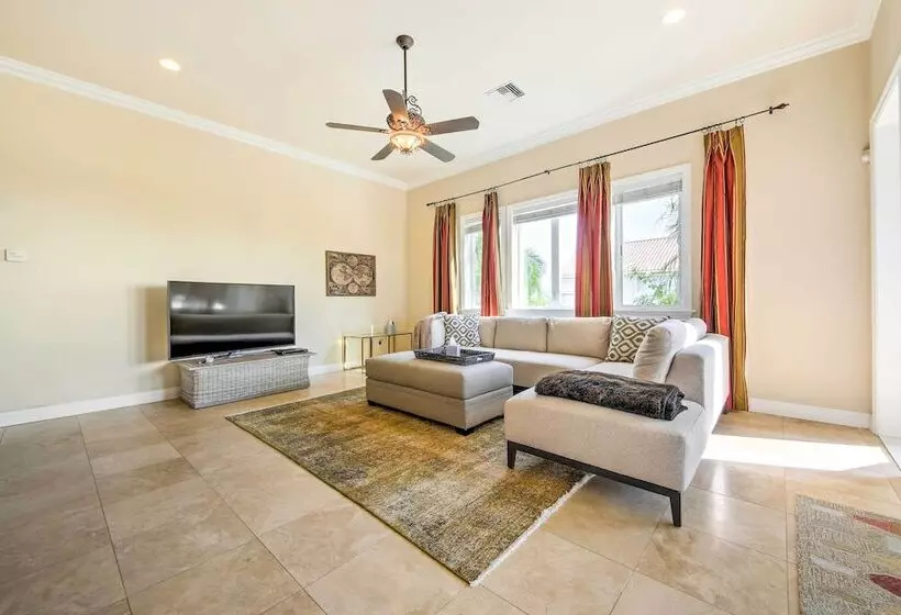 Luxe Wine Country Estate W/ Orchard Facing Balcony