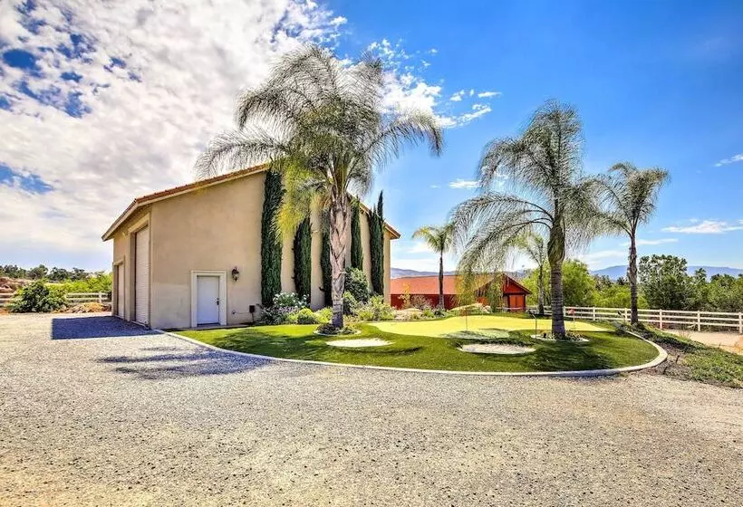 Luxe Wine Country Estate W/ Orchard Facing Balcony
