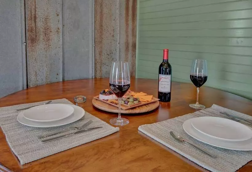 Luxury Cabin Right Across From Albert Dance Hall!