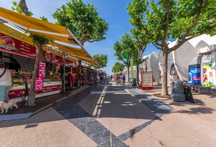 Резиденция My Hôtel Résidences   La Grande Motte