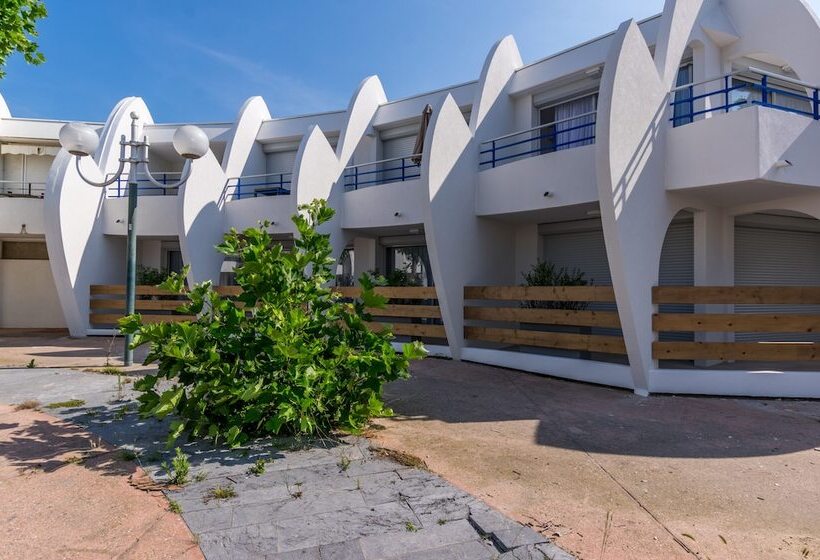 Резиденция My Hôtel Résidences   La Grande Motte