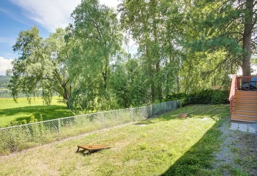 Newport Riverfront Home W/ Deck + Fire Pit!