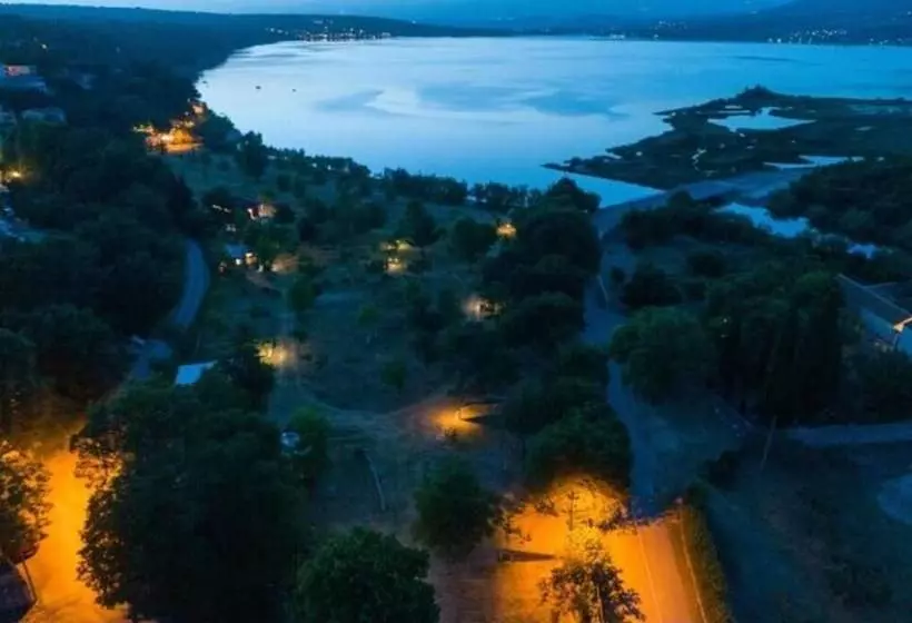 Majatalo Mobile Homes In Kamp Karin