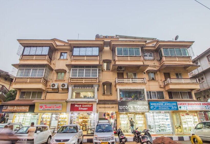 Pensiune Oyo 11568 Home Duplex Studio Calangute