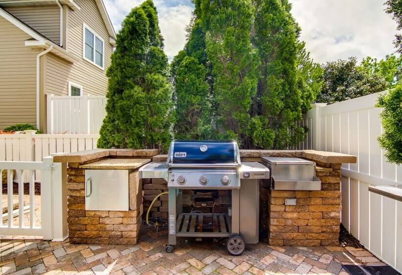 Ocean City Home W/ Fire Pit & Grill: Walk To Beach