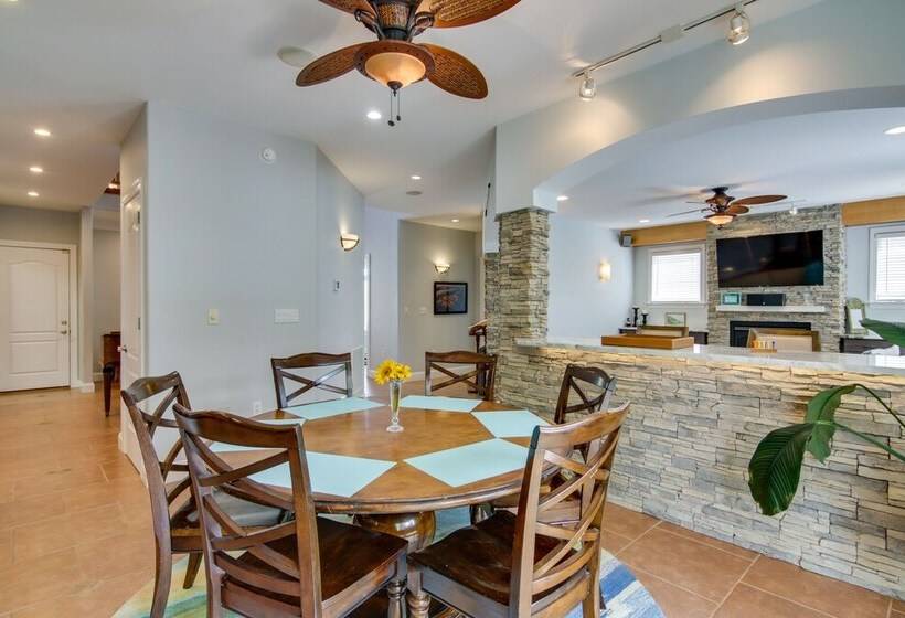 Ocean City Home W/ Fire Pit & Grill: Walk To Beach