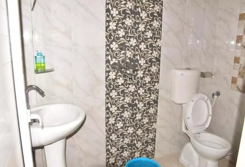 ホテル Grg H R Guest House Varanasi Near Dashashwamedh Ghat