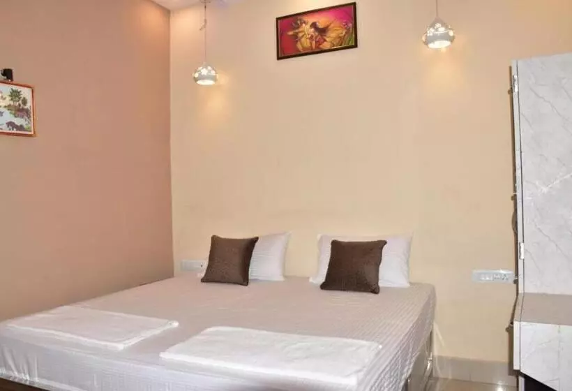 ホテル Grg H R Guest House Varanasi Near Dashashwamedh Ghat