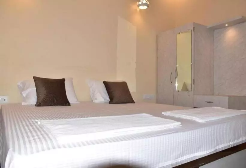 ホテル Grg H R Guest House Varanasi Near Dashashwamedh Ghat