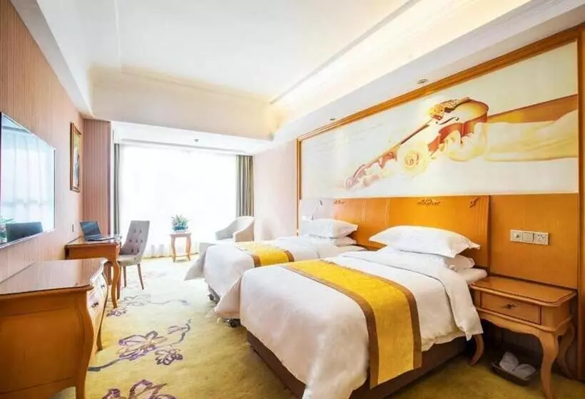 Vienna Hotel Qinghai Xining Deling Halu City East Wanda Plaza