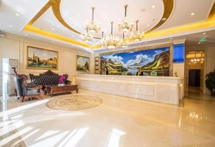 Vienna Hotel Qinghai Xining Deling Halu City East Wanda Plaza