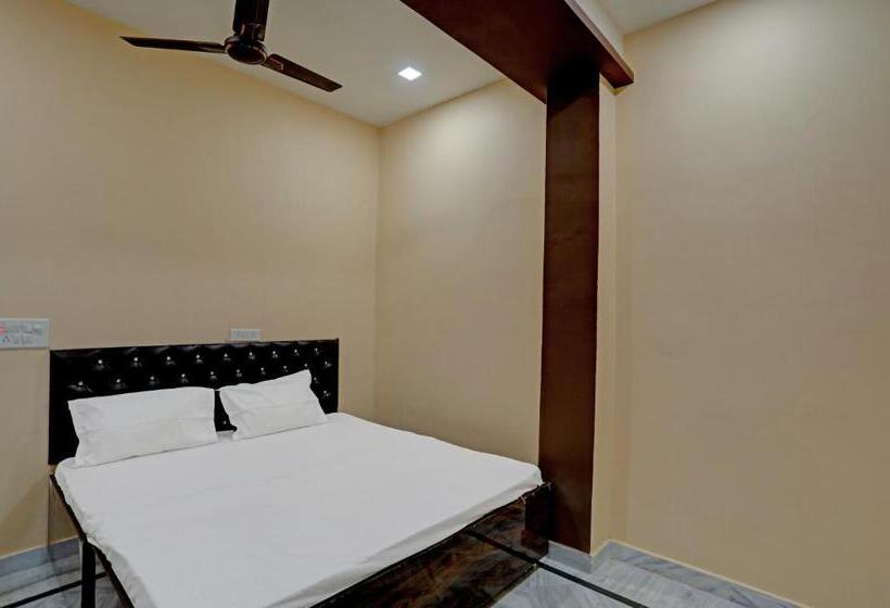 Oyo Hotel The Perison