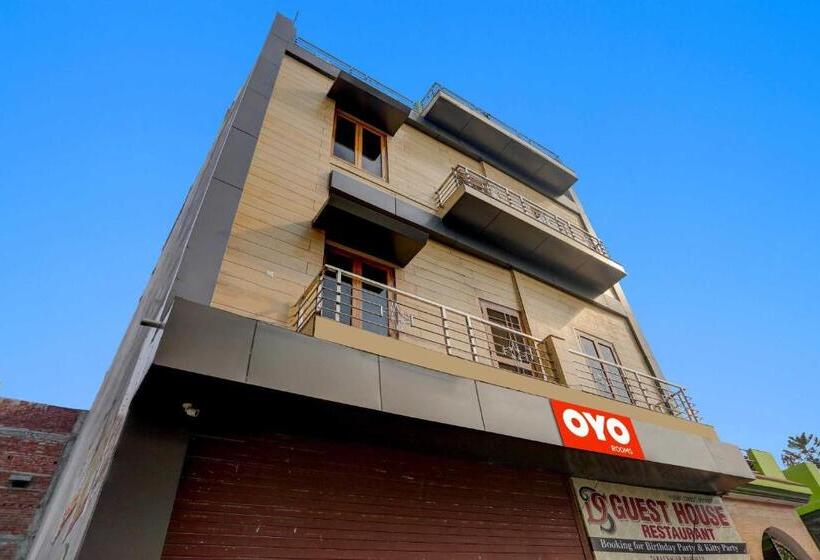 Oyo Hotel The Perison