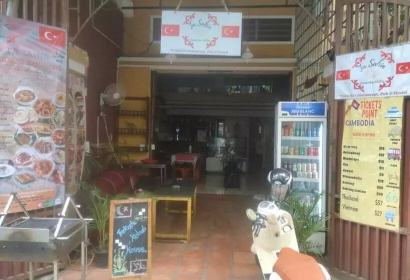 Tasahin Hostel & Turkish Restaurant & Bar
