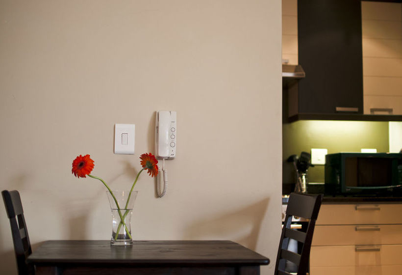 1109 The Decks At 67 Long Street