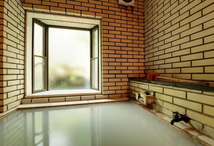 ユースホステル Mizu No Kaori