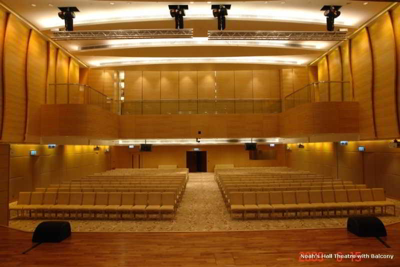 Hostel Noah’s Ark Hotel & Resort