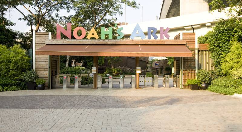 Hostel Noah’s Ark Hotel & Resort