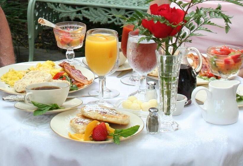 住宿加早餐  1840s Carrollton Inn