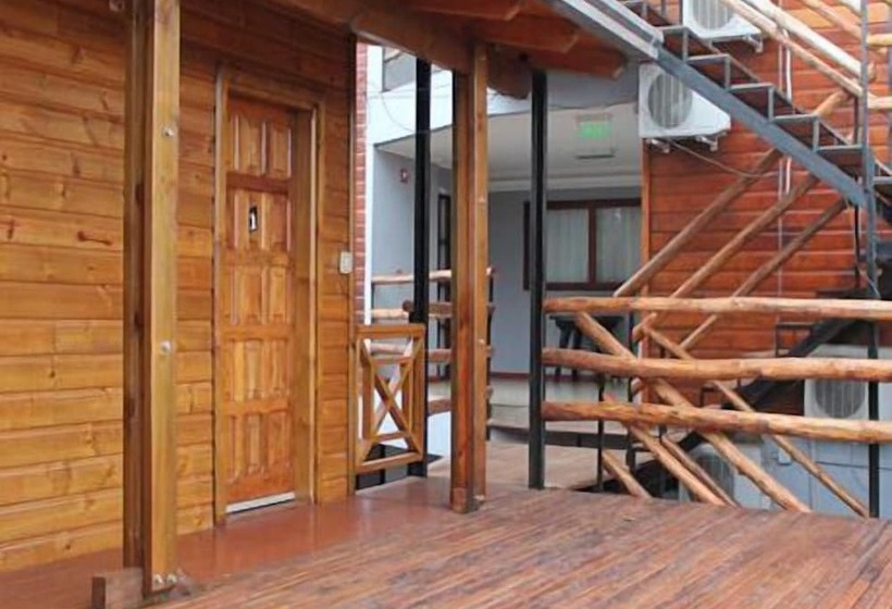 Bed & Breakfast Residencial Los Lapachos