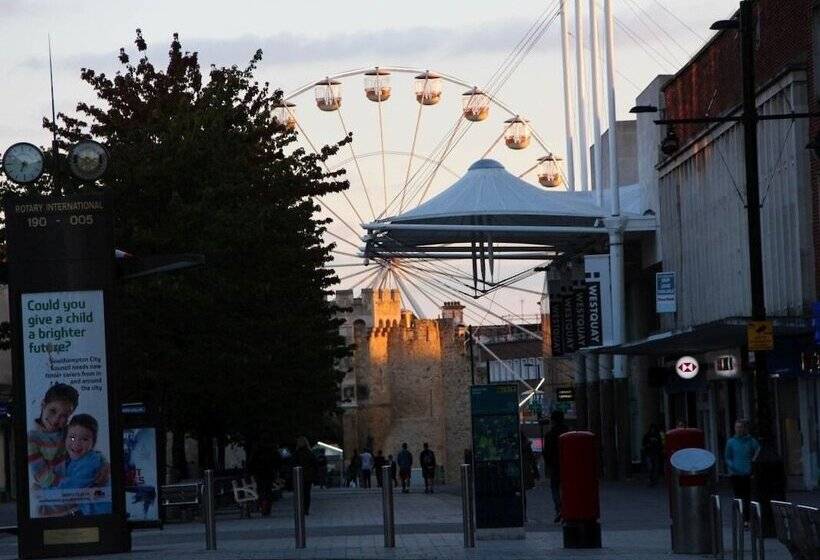 Beddoe Apartments Premier Lodge Eastleigh Near Winchester And Southampton