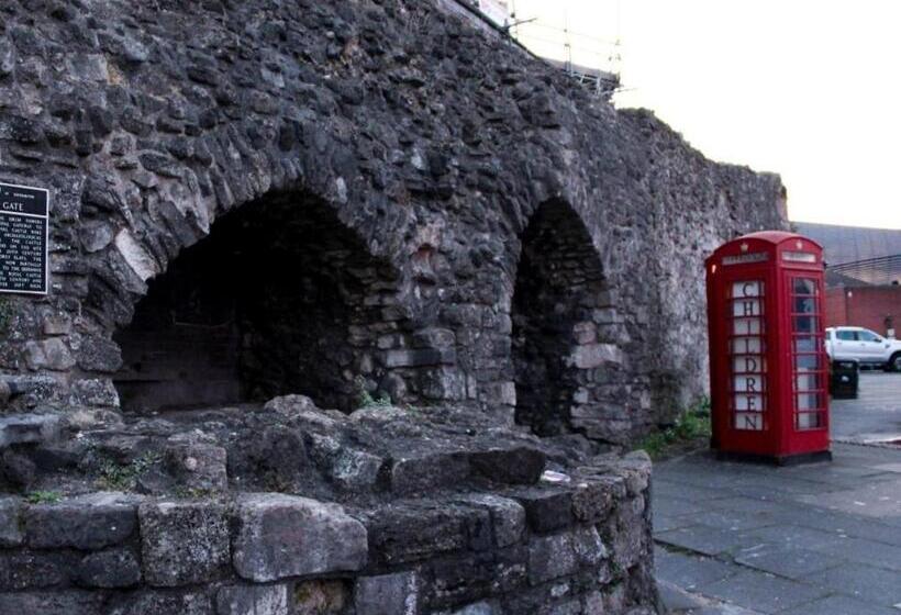 Beddoe Apartments Premier Lodge Eastleigh Near Winchester And Southampton