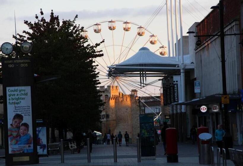 Beddoe Apartments Premier Lodge Eastleigh Near Winchester And Southampton