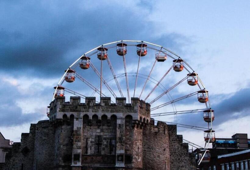 Beddoe Apartments Premier Lodge Eastleigh Near Winchester And Southampton