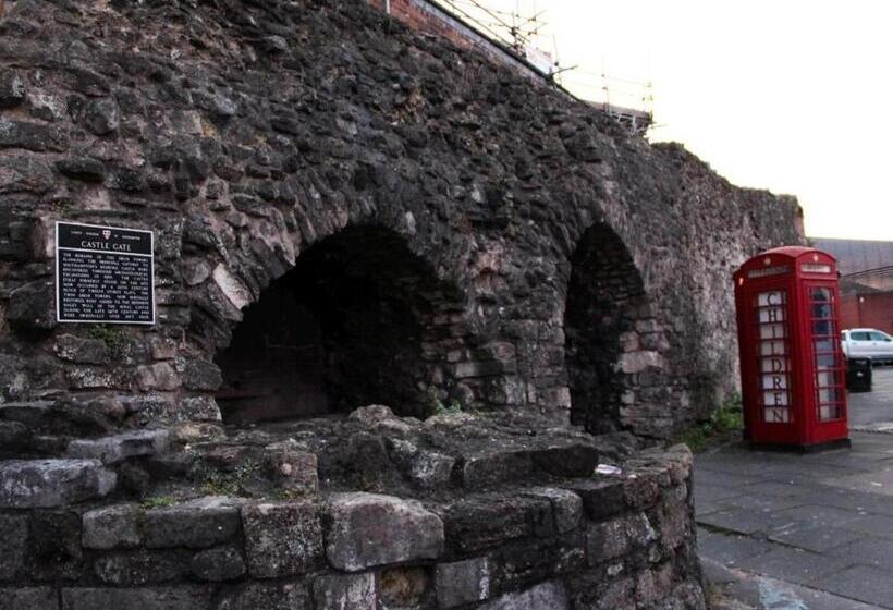 Beddoe Apartments Premier Lodge Eastleigh Near Winchester And Southampton