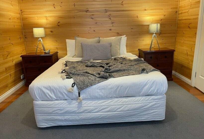 Dunes   Elegant Beach Villa With Huge Swim Spa