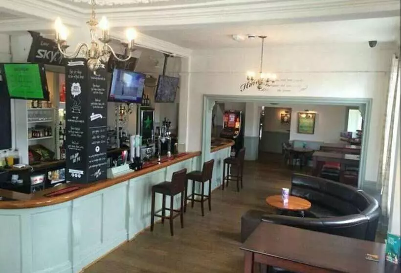 簡易ホテル The Milford Arms