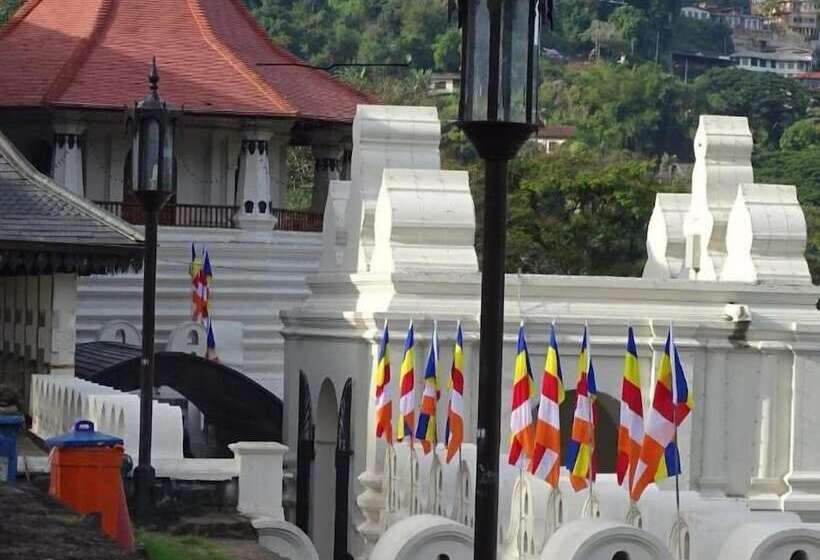 호텔 Kandy Supreme