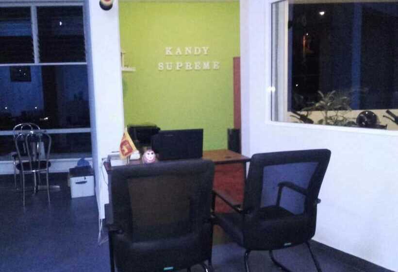 호텔 Kandy Supreme