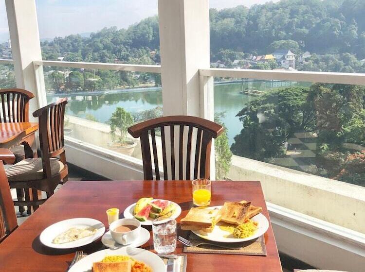 호텔 Kandy Supreme