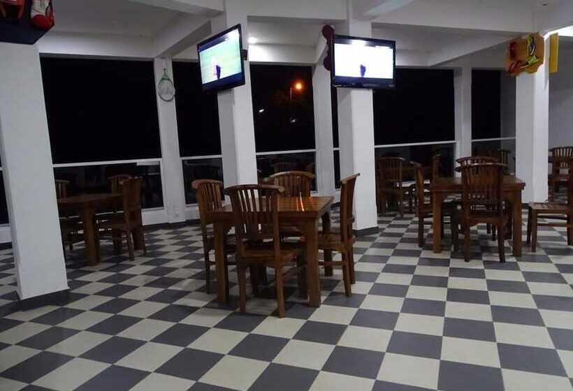 호텔 Kandy Supreme