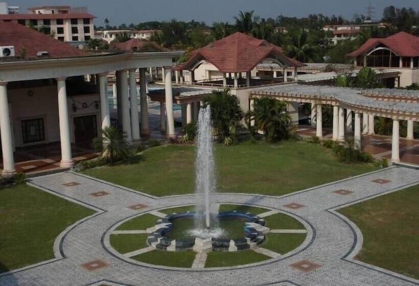 ホテル The Lake Land Country Club Residency