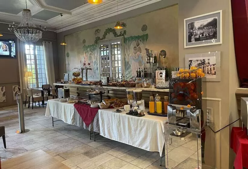 ホテル Le Grand Hôtel Molière