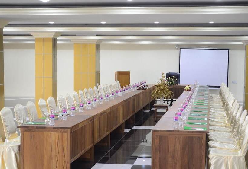 هتل Myat Nan Yone