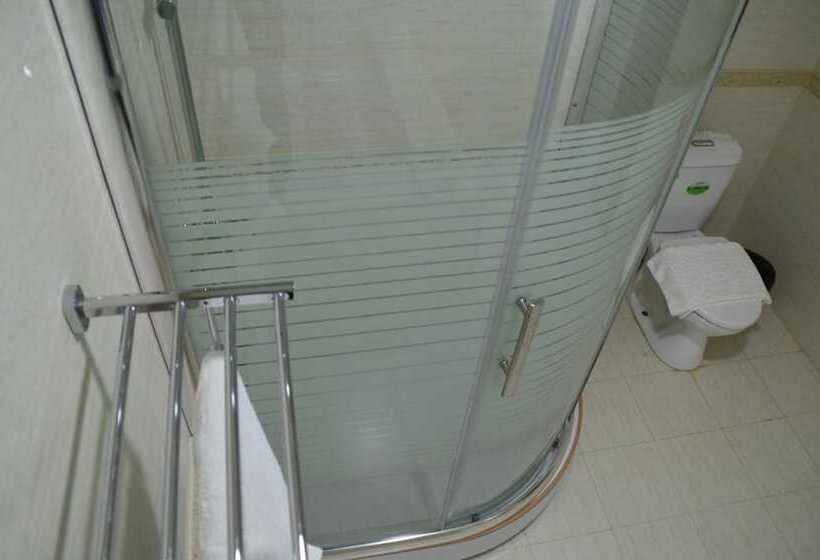 هتل Myat Nan Yone