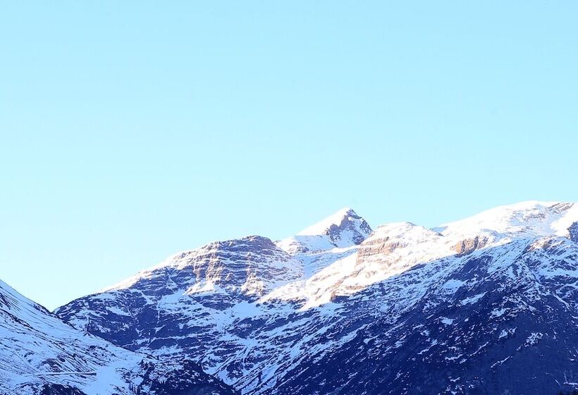 ホテル Severins – The Alpine Retreat