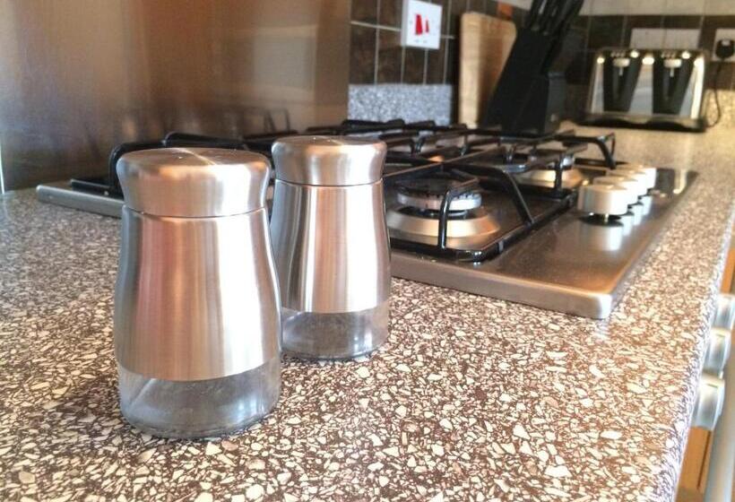 Liberty Marina 2br Apartment