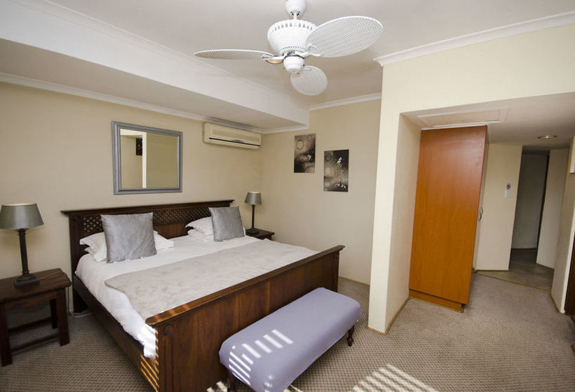 פנסיון Augusta Bay Guest House