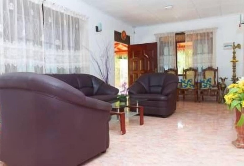 Pension Damith Tourist Inn