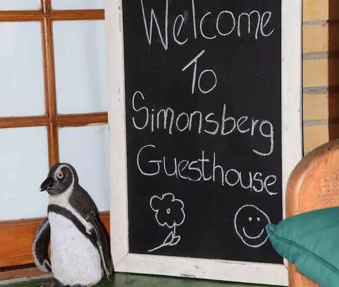 ペンション Simonsberg Guest House