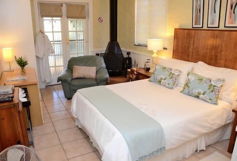 بنسيون Simonsberg Guest House