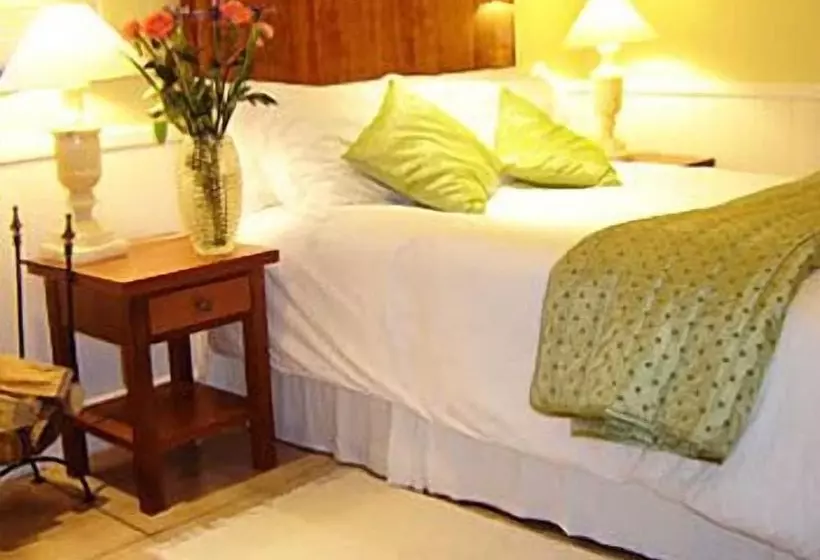 ペンション Simonsberg Guest House