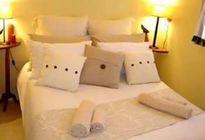 ペンション Simonsberg Guest House