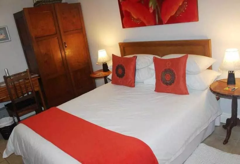 ペンション Simonsberg Guest House