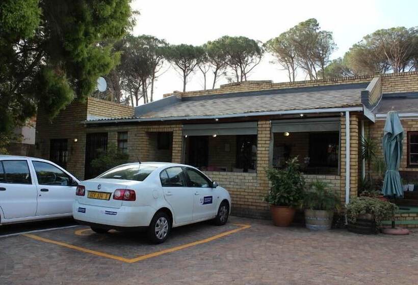 بنسيون Simonsberg Guest House
